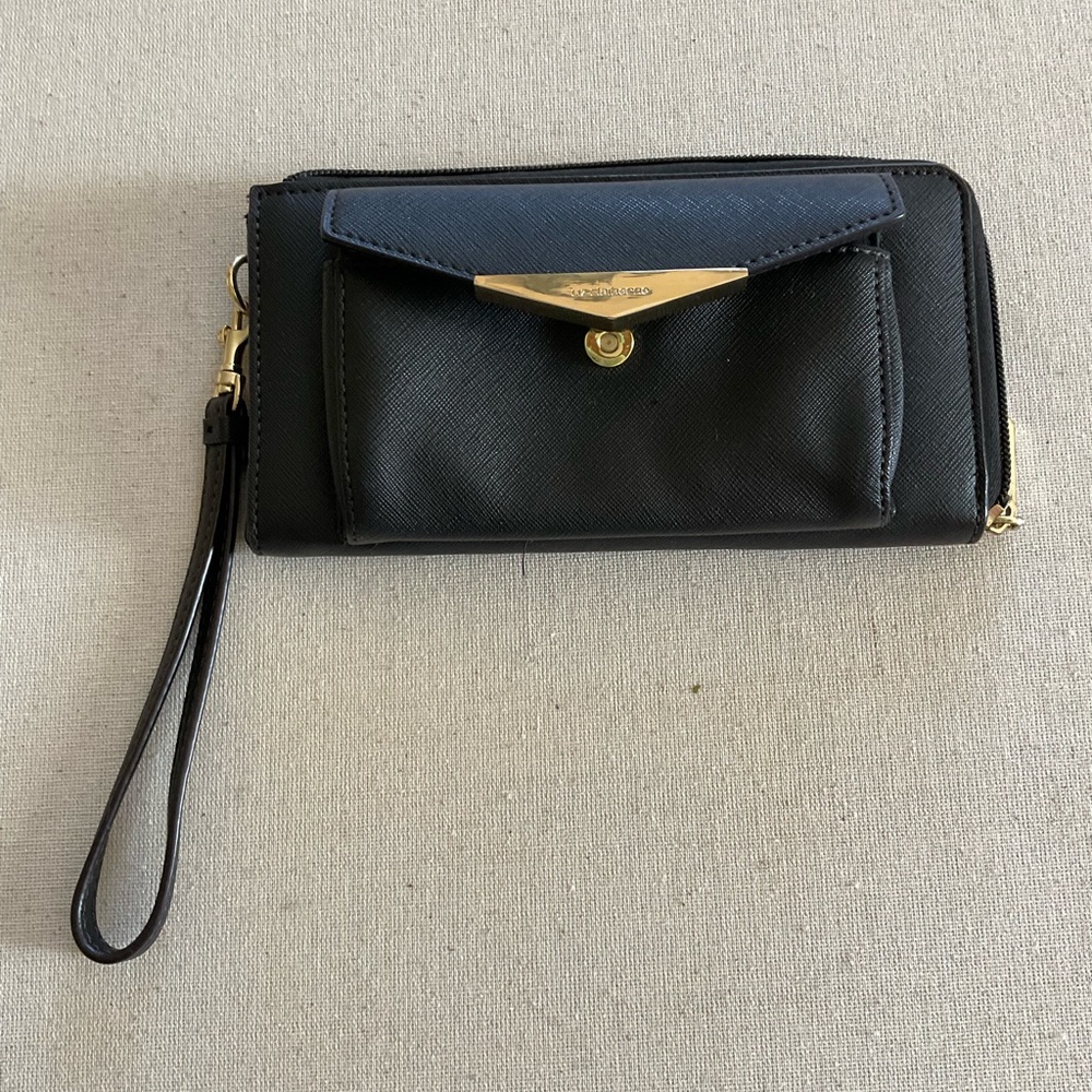 Liz Claiborne Wristlet Wallet